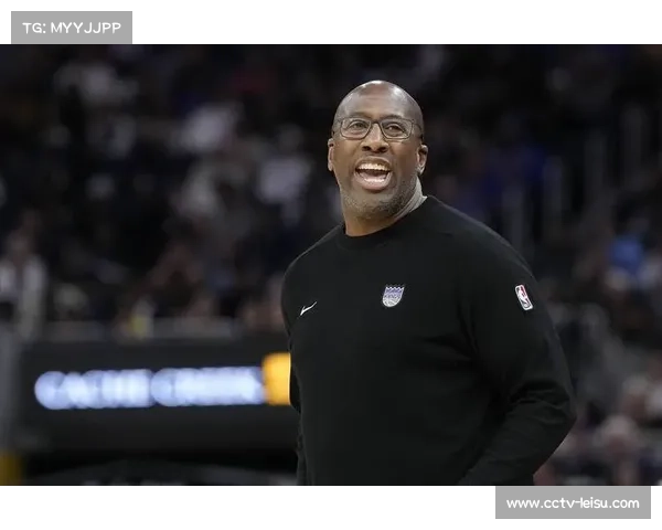 尼克斯第三节打出35-20攻击波，逆转比赛势头